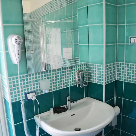 Alojamento de Acomodação e Pequeno-almoço Good Night Moon Crotone