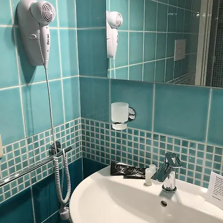 Good Night Moon Alojamento de Acomodação e Pequeno-almoço Crotone